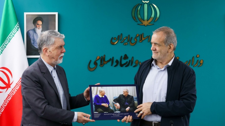 گزارش تصویری/ حضور رئیس جمهور در وزارت فرهنگ و ارشاد اسلامی