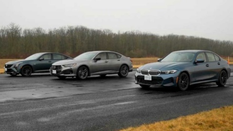 درگ سدان‌های لوکس، کادیلاک CT۵، آکورا TLX و بی ام و ۳۳۰i، کدام سریع‌تر است؟