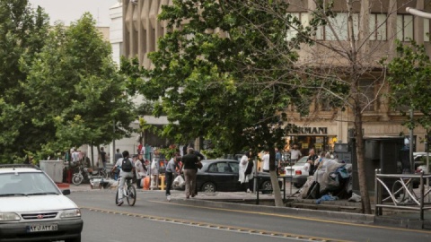 وضعیت جوی تهران؛ هوای سرد همراه با وزش باد شدید