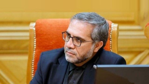 طرف آمریکایی از تناقض‌گویی‌ پرهیز کند