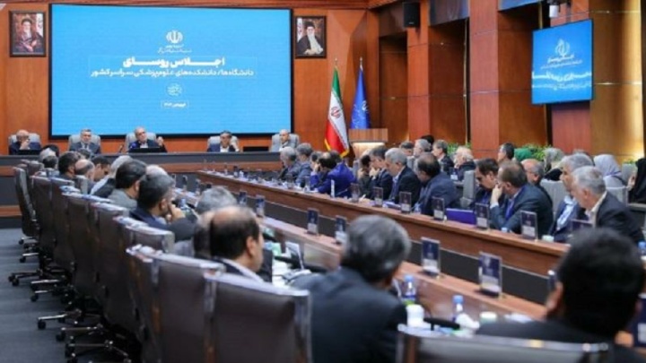 کاری کنیم بیمار ناراضی از مراکز درمانی خارج نشود، اگر نه روح و روانش نیز آسیب خواهد دید