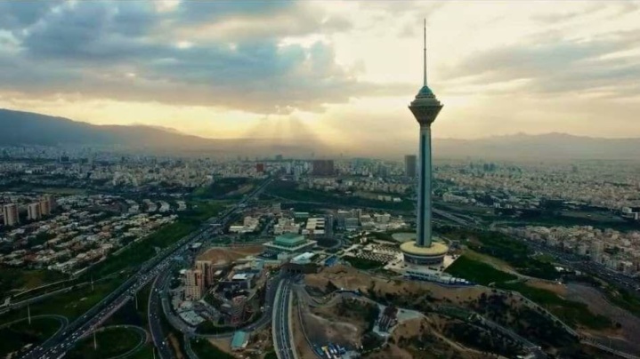 هوای تهران در وضعیت قابل قبول قرار گرفت
