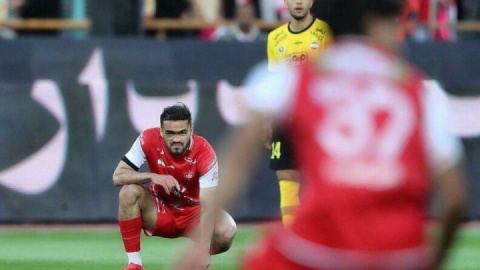 کادرپزشکی پرسپولیس: اورونوف رفتار حرفه‌ای ندارد