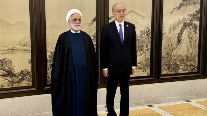 ایران و چین خواهان استقرار صلح و امنیت جهانی هستند