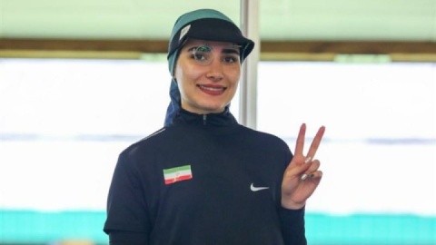 رستمیان رکورد تپانچه ۲۵ متر ایران را شکست