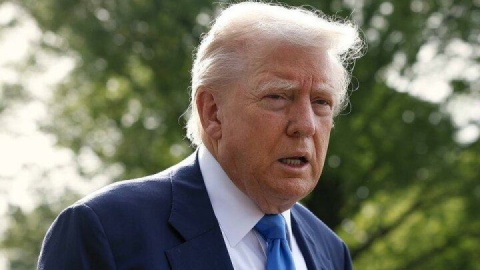 ترامپ در مراسم خاکسپاری پاپ، با ملونی، استارمر و زلنسکی دیدار می‌کند
