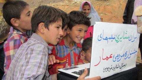 اکران‌ سیار برای سینمای ایران ۲۰ میلیارد درآمد داشت؛ جریان‌سازی فرهنگی
