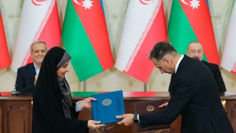 امضای تفاهم‌نامه همکاری میان ایران و جمهوری آذربایجان در حوزه حمل‌ونقل