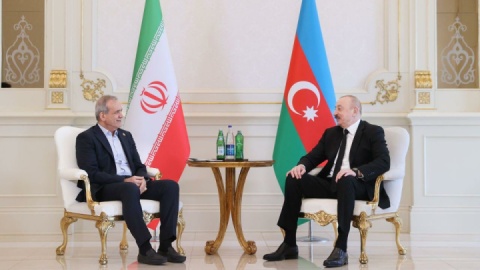 پزشکیان: پیوندهای تاریخی ایران و جمهوری آذربایجان زمینه‌ساز توسعه همکاری‌های مشترک است