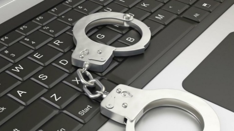 کشف ۷ کیلو گُل از مخفیگاه موادفروش اینستاگرامی