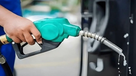 واردات بنزین سوپر به کجا رسید؟