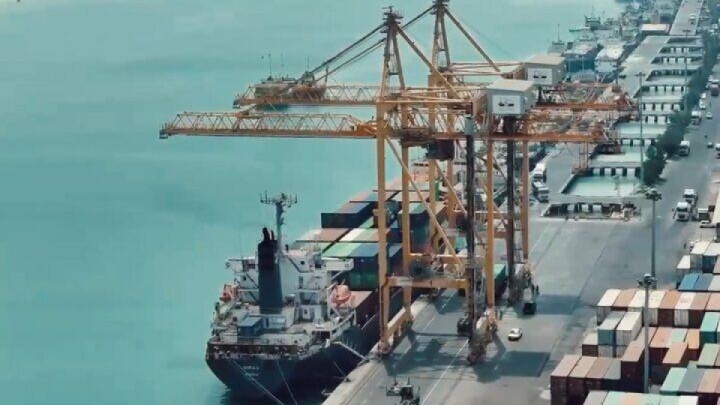 قوانین دست‌وپاگیر گمرکی اصلاح می‌شود