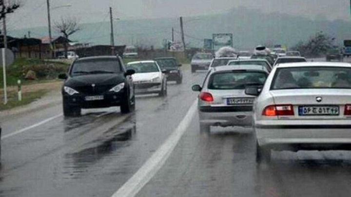 لغزندگی جاده‌ها و کاهش دید در برخی استان‌ها