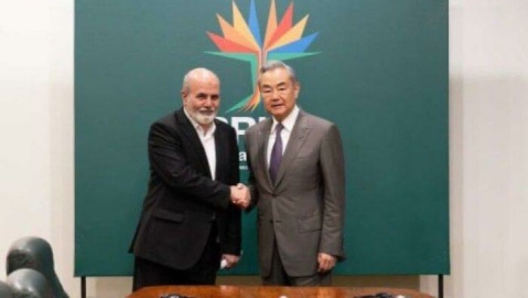 متحدان راهبردی خود را در جریان مذاکرات قرار می‌دهیم