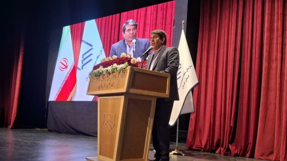 وزارتخانه‌ها علاقه‌مند تفویض اختیار به استان‌ها نیستند