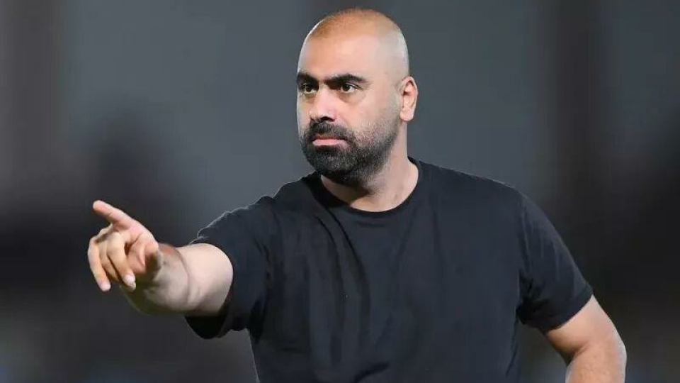 سرمربی ملوان: تشخیص آفساید ۵ دقیقه طول میکشد؟