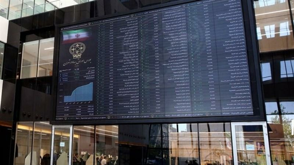 سهم ۶۸ درصدی حقیقیها از مبادلات بازار سهام