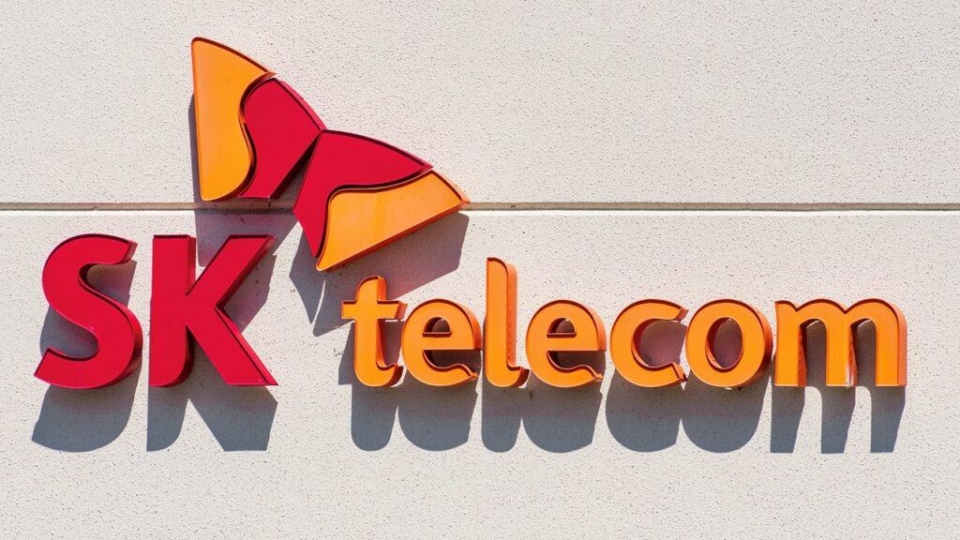 هک اپراتور SK Telecom کرهای فاجعه آفرید؛ سیمکارت ۲۳ میلیون مشترک تعویض میشود!