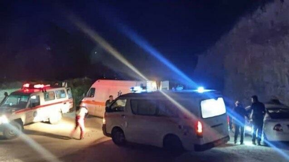 ۱۱ مصدوم در تصادف مینیبوس در مینودشت