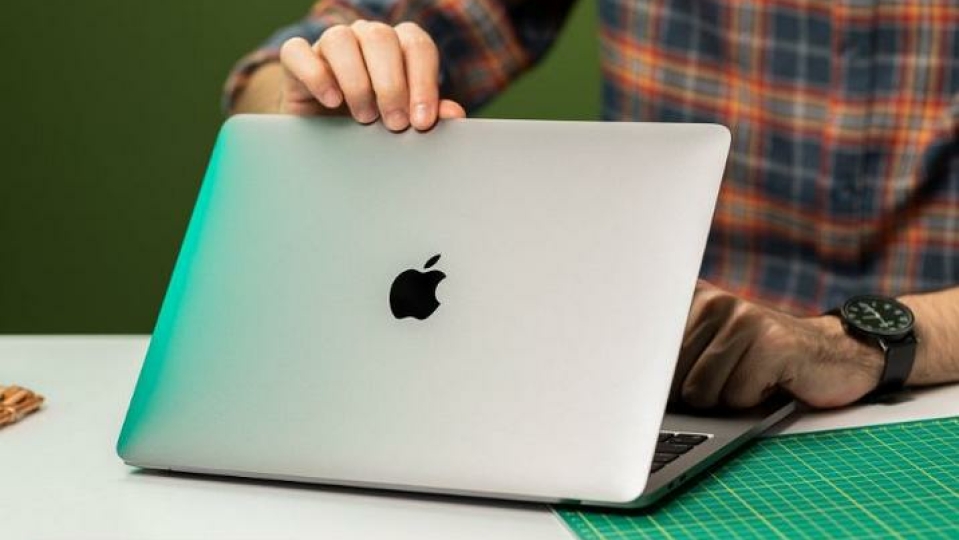 اپل احتمالاً مدل جدید مکبوک پرو را تا پایان سال معرفی میکند