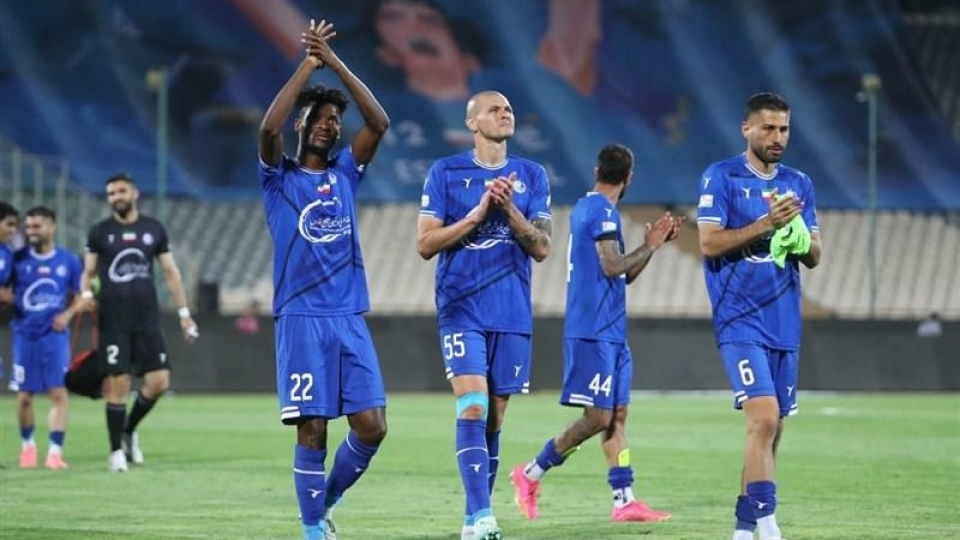مدیرعامل استقلال باید بر نقل و انتقالات نظارت داشته باشد