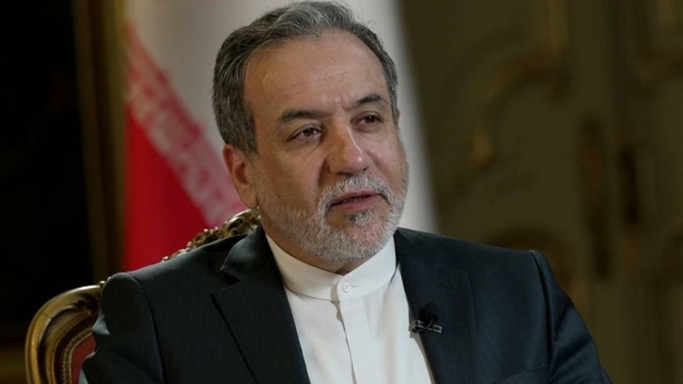 نورمن: عراقچی و مسئول سیاست خارجی اتحادیه اروپا گفتوگو کردند