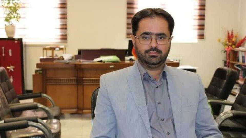 ضارب معلم زرندی در بازداشت است