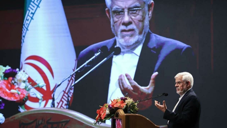 سه پیشنهاد عارف برای ترویج فرهنگ «وقف علمی»