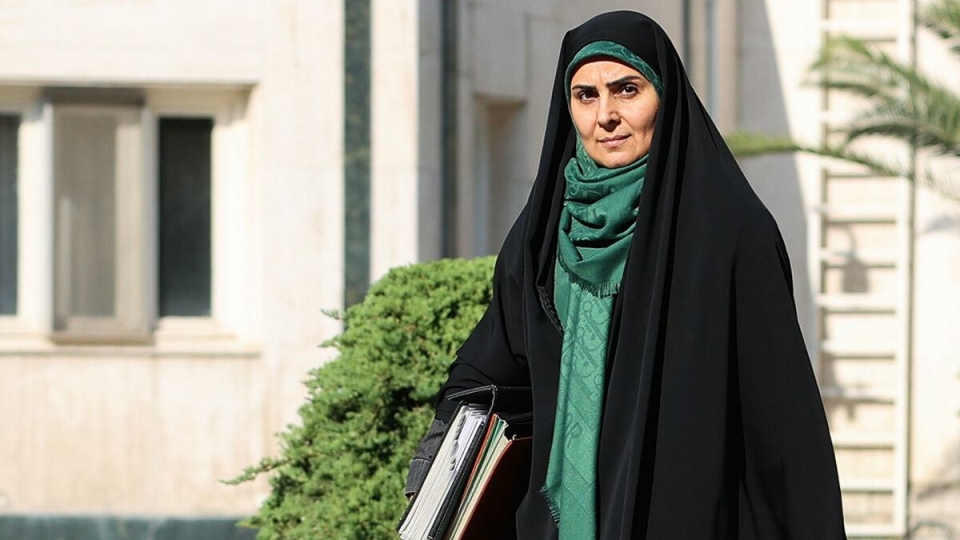 عمده مشکلات راه و مسکن به گذشته بر میگردد/ به وزیر زمان بدهیم