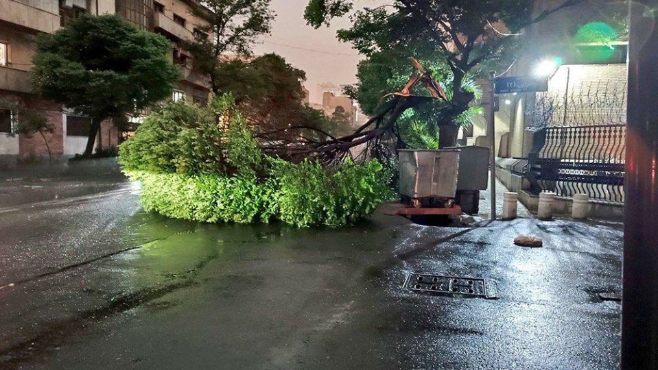 توفان در مسیر استانهای تهران، البرز، قزوین و سمنان