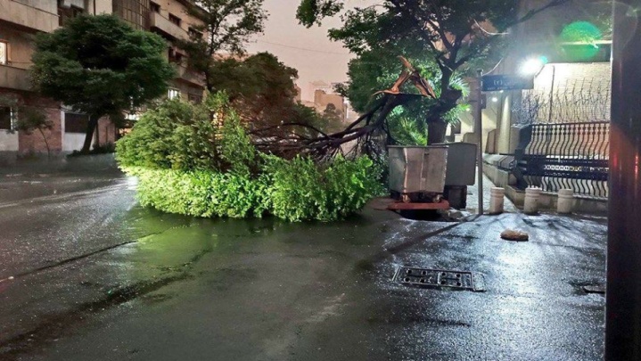 توفان در مسیر استانهای تهران، البرز، قزوین و سمنان