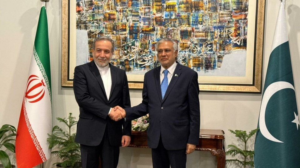 آغاز دیدار رسمی وزیران خارجه ایران و پاکستان
