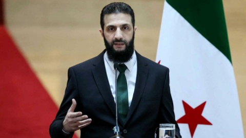 احمد الشرع به فرانسه سفر می‌کند
