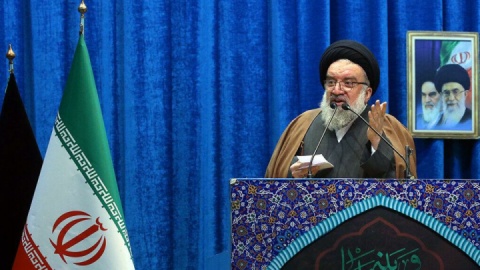 نماز جمعه تهران به امامت آیت‌الله سید احمد خاتمی اقامه می‌شود
