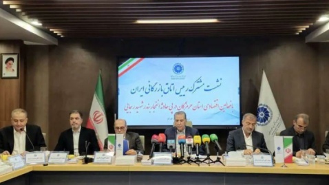 لزوم بازنگری درنظام گمرکی و بهبود زیرساخت‌های بندری