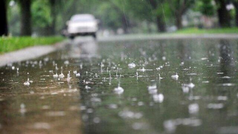 باران و رعد و برق در برخی استانهای کشور