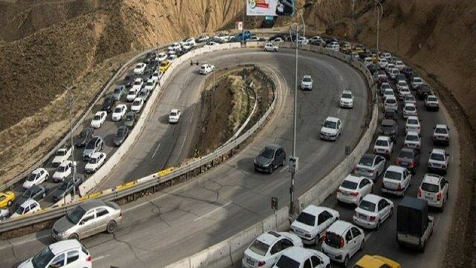 ترافیک سنگین در محور کندوان/ از ساعت ۱۸ جاده چالوس یک طرفه میشود