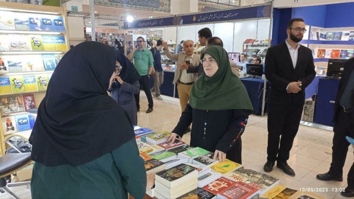 مهاجرانی: نمایشگاه کتاب، ویترین فرهنگ ایران است/ تغییر ذائقه مخاطب، دغدغه اصلی ناشران