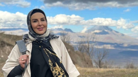 عکس/ آزیتا ترکاشوند بازیگر ”ناریا” در رشته کوه های آرارات ترکیه