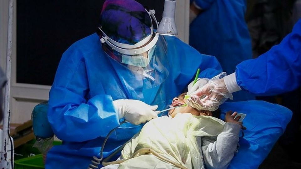 خدمات دندانپزشکی رایگان به دانشآموزان زیر ۱۴ ساله ارائه میشود