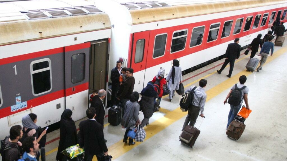 پیشفروش بلیت قطارهای مسافری خردادماه آغاز شد