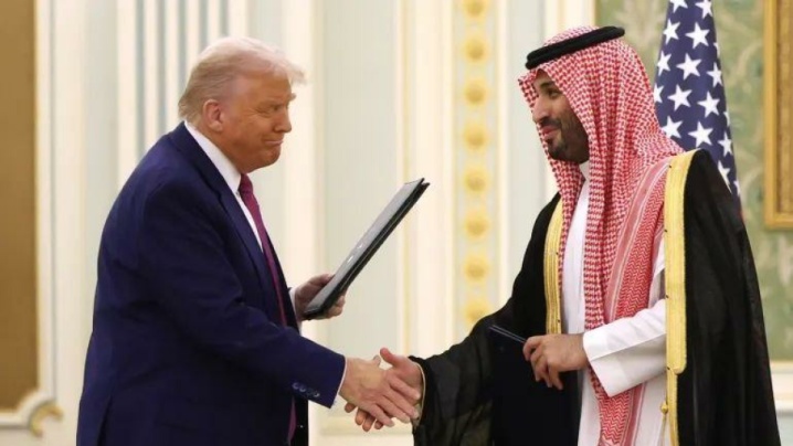 امضای سند شراکت راهبردی میان ترامپ و بن سلمان/بیانیه کاخ سفید درباره قرارداد ۱۴۲ میلیارد دلاری تسلیحاتی با عربستان
