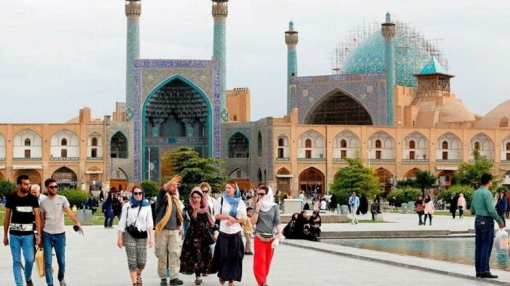 لزوم وجود برنامهریزی جامع برای دعوت از اینفلوئنسرها برای سفر به اصفهان