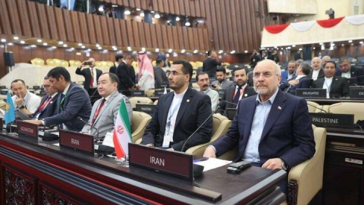 قالیباف: ترامپ در توهم است/ اهل تسلیم نیستیم