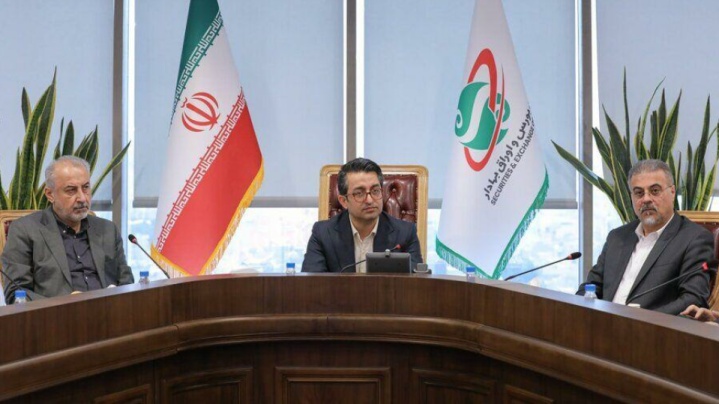 سازمان بورس: استقلال و پرسپولیس ملزم به افشای اطلاعات مالی هستند