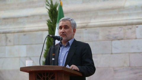 اگر می خواهیم ایران بماند، راهی جز حفظ فرهنگ و زبان نداریم