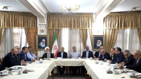 دستور پزشکیان برای تسریع در روند رفع موانع تولید و حمایت از کارآفرینان کرمانشاه