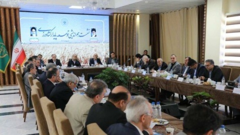 در خواست کمک پزشکیان از کارشناسان برای غلبه بر مشکلات ناشی از کم‌آبی