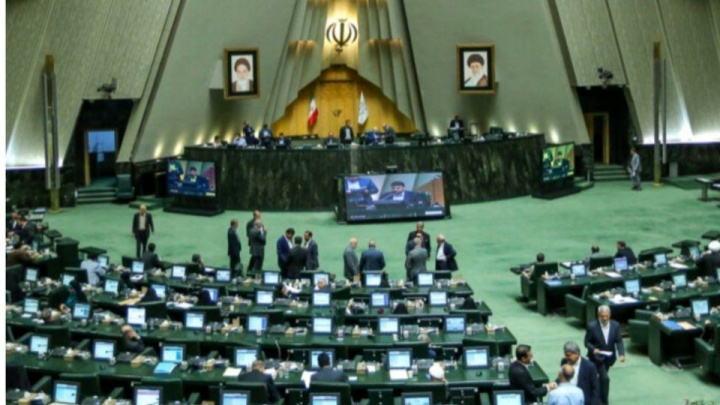 لایحه مربوط به تعطیلی پنجشنبهها اصلاح شد/ ابلاغ منوط به تایید مجمع تشخیص