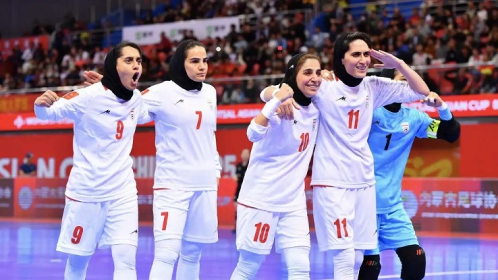قهرمان نشدند، سهمیه جهانی گرفتند